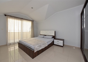 شقة مؤثثة في قلب مدينة ألانيا للبيع 