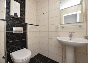 شقة مؤثثة في قلب مدينة ألانيا للبيع 