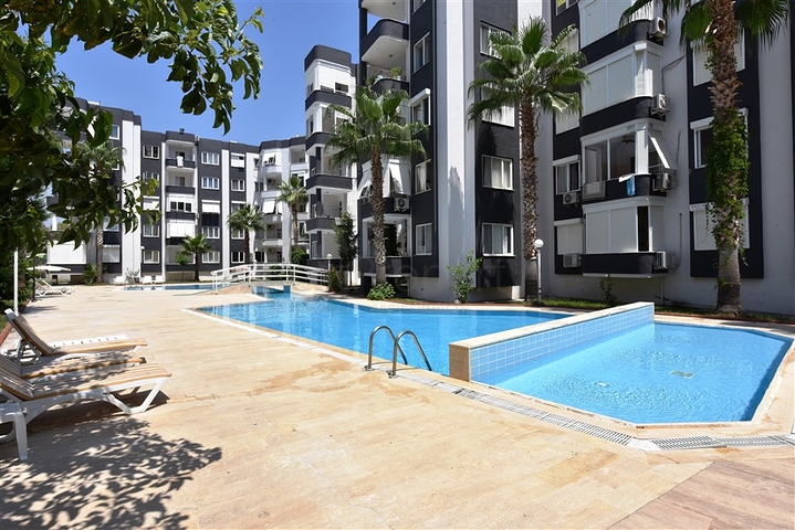 اطلالة بحر - شقة 2 غرفة وصالة في كوناكليه / الانيا 