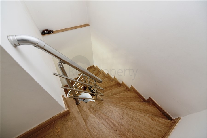 شقق في اوبا - دوبلكس 3 غرف وصالة -بسعر مناسب -في اوبا / الانيا 