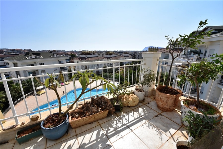 شقق في اوبا - دوبلكس 3 غرف وصالة -بسعر مناسب -في اوبا / الانيا 