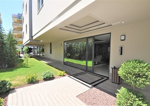 شقق في مركز الانيا - مجمع فاخر قريب من شاطئ كليوباترا 