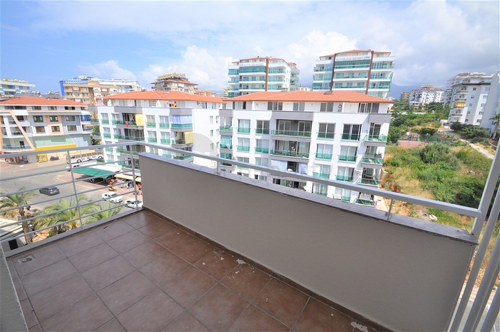 شقق اطلالة بحر في الانيا - تصميم 1+2 - في توسمور / الانيا 