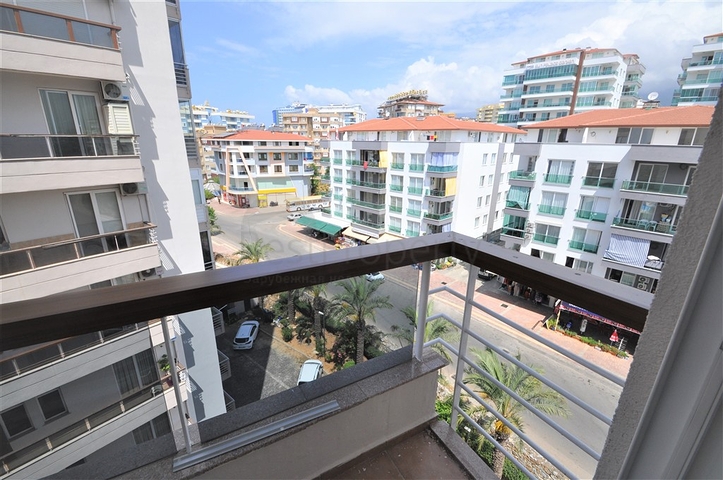 شقق اطلالة بحر في الانيا - تصميم 1+2 - في توسمور / الانيا 