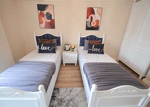 شقق اطلالة بحر في الانيا - تصميم 1+2 - في توسمور / الانيا 