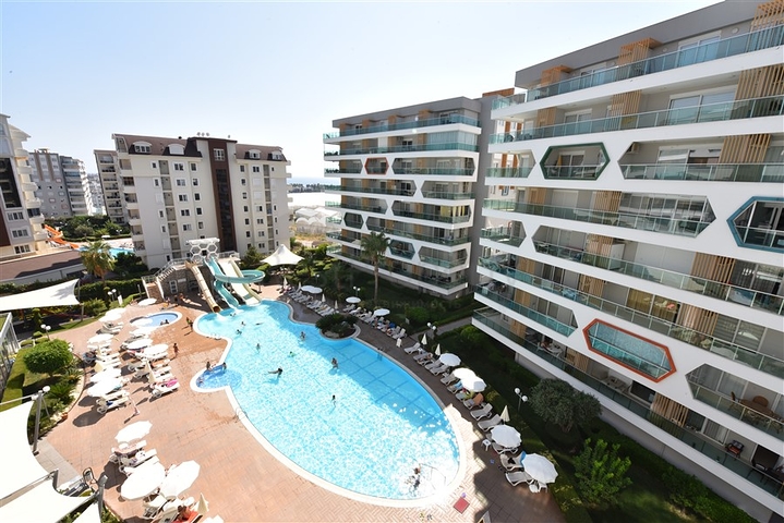 استديو للبيع في الانيا -مجمع فاخر بخدمات 5 نجوم -في افسلار / الانيا 