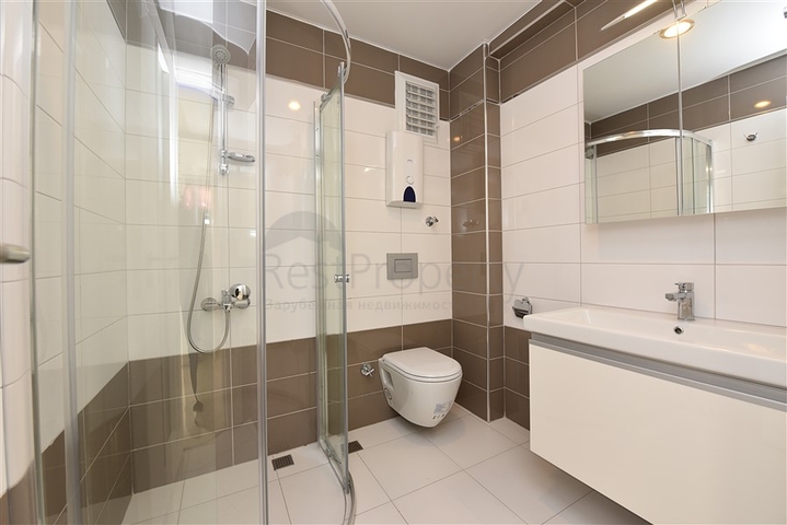 استديو للبيع في الانيا -مجمع فاخر بخدمات 5 نجوم -في افسلار / الانيا 