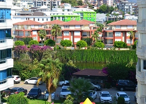 اطلالة بحر مباشرة -شقة 2 غرفة وصالة -ضمن مجمع فاخر -توسمور / الانيا 