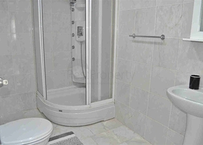 اطلالة بحر مباشرة -شقة 2 غرفة وصالة -ضمن مجمع فاخر -توسمور / الانيا 