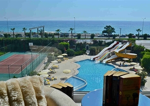 اطلالة بحر مباشرة -شقة 2 غرفة وصالة -ضمن مجمع فاخر -توسمور / الانيا 