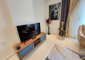 شقق حديثة للبيع في الانيا - تصميم 1+1 - قريبة من البحر - مهموتلار / الانيا 