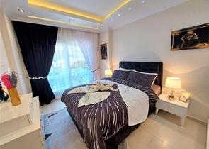 شقق حديثة للبيع في الانيا - تصميم 1+1 - قريبة من البحر - مهموتلار / الانيا 