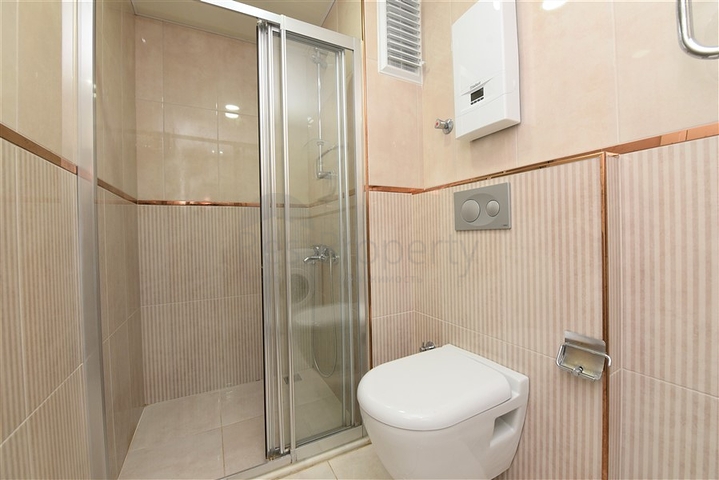 شقق للبيع في كاستل -مجمع فاخر - شقة 1+1 -كاستل / الانيا 