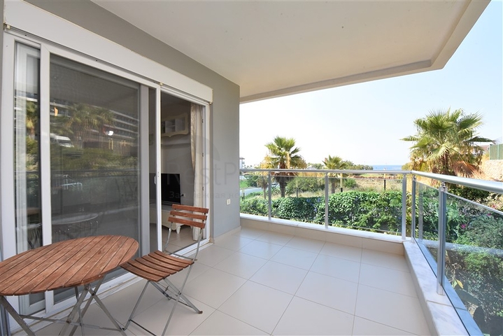 شقق للبيع في كاستل -مجمع فاخر - شقة 1+1 -كاستل / الانيا 