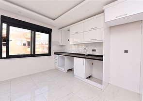 شقق للبيع في مركز الانيا - مجمع حديث -شقة  1+1 - الانيا 