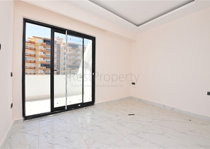 شقق اطلالة بحر في الانيا - دوبلكس 3 غرف وصالة -مجمع حديث -كارجي جاك / الانيا 