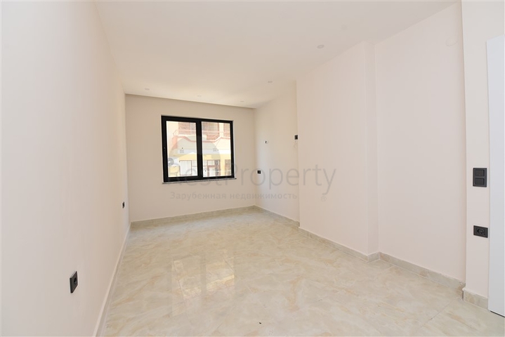 عقارت الانيا - شقة للبيع في مركز الانيا -مجمع حديث - تصميم 1+2 