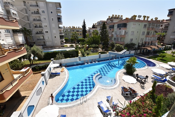 عقارت الانيا - شقة للبيع في مركز الانيا -مجمع حديث - تصميم 1+2 