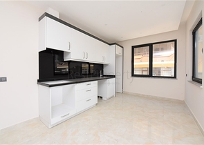 عقارت الانيا - شقة للبيع في مركز الانيا -مجمع حديث - تصميم 1+2 