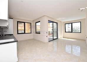 عقارت الانيا - شقة للبيع في مركز الانيا -مجمع حديث - تصميم 1+2 