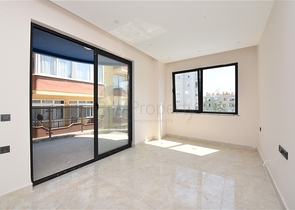 عقارت الانيا - شقة للبيع في مركز الانيا -مجمع حديث - تصميم 1+2 