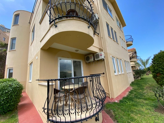 غولد سيتي الانيا - شقة للبيع غرفة وصالة -ضمن مجمع 5 نجوم 