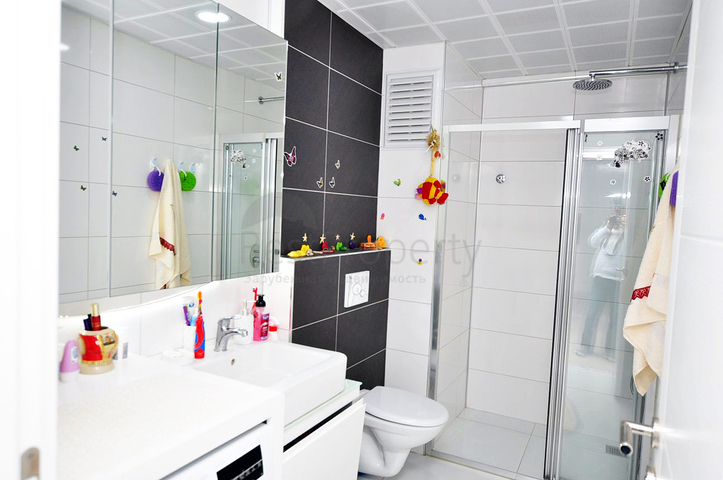 شقق للبيع في الانيا - مجمع حديث - غرفة وصالة -في محمودلار / الانيا 