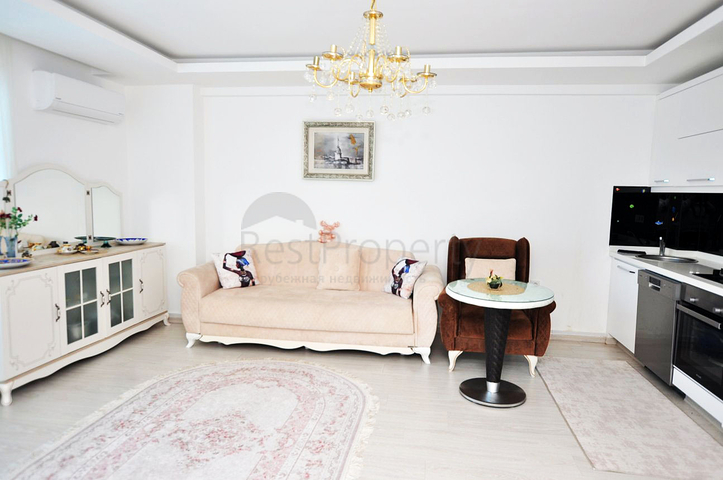 شقق للبيع في الانيا - مجمع حديث - غرفة وصالة -في محمودلار / الانيا 