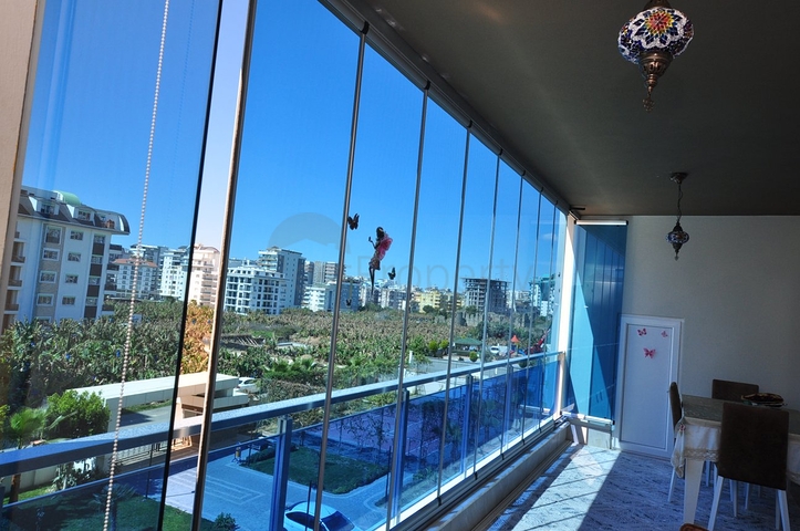 شقق للبيع في الانيا - مجمع حديث - غرفة وصالة -في محمودلار / الانيا 