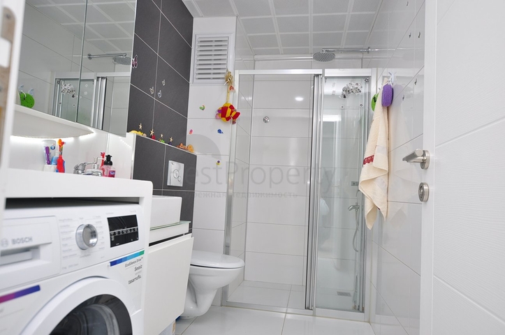 شقق للبيع في الانيا - مجمع حديث - غرفة وصالة -في محمودلار / الانيا 