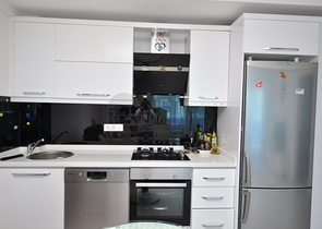 شقق للبيع في الانيا - مجمع حديث - غرفة وصالة -في محمودلار / الانيا 