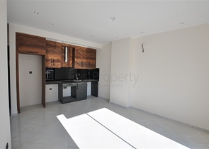 شقق في مهموتلار - تصميم غرفة وصالة -ضمن مجمع حديث فاخر -في محمودلار / الانيا 