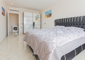 عقارات الانيا - شقة ضمن مجمع فاخر في مركز مدينة الانيا 