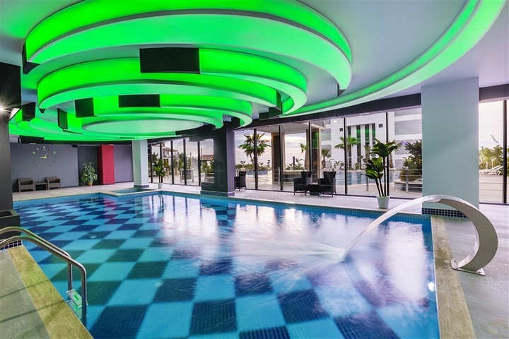 شقق للبيع الانيا - ضمن مجمع فاخر -تصميم غرفة وصالة -في كارجي جاك / الانيا 