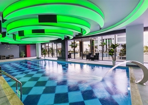 شقق للبيع الانيا - ضمن مجمع فاخر -تصميم غرفة وصالة -في كارجي جاك / الانيا 