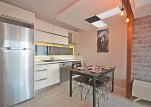 شقق للبيع الانيا - ضمن مجمع فاخر -تصميم غرفة وصالة -في كارجي جاك / الانيا 