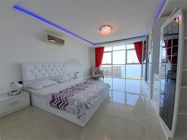 شقة اطلالة بحر في الانيا - دوبلكس مفروشة -ضمن مجمع سكني -كارجي جاك / الانيا 