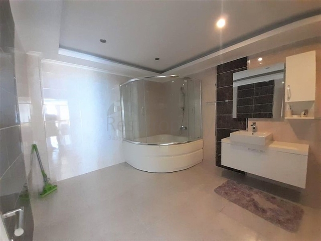 شقة اطلالة بحر في الانيا - دوبلكس مفروشة -ضمن مجمع سكني -كارجي جاك / الانيا 