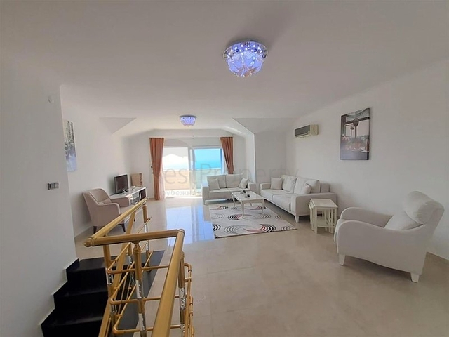 شقة اطلالة بحر في الانيا - دوبلكس مفروشة -ضمن مجمع سكني -كارجي جاك / الانيا 