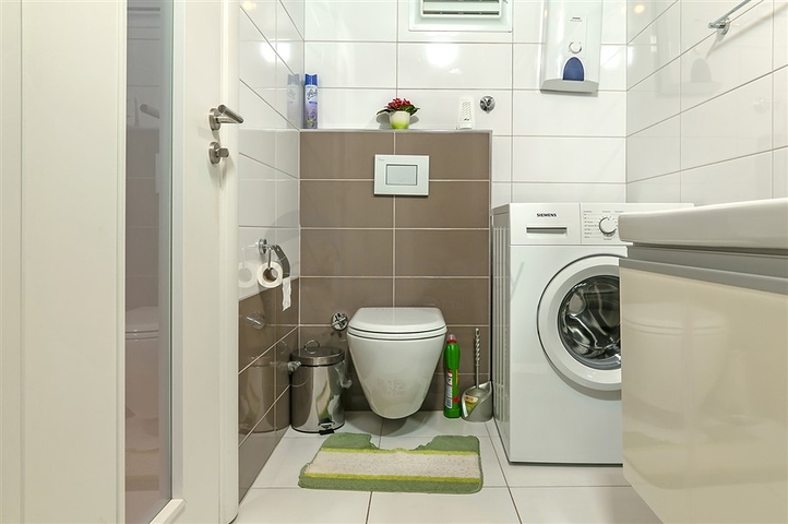 شقق للبيع الانيا -2 غرفة وصالة -ضمن مجمع 5 نجوم -في افسلار / الانيا 