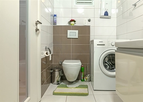 شقق للبيع الانيا -2 غرفة وصالة -ضمن مجمع 5 نجوم -في افسلار / الانيا 