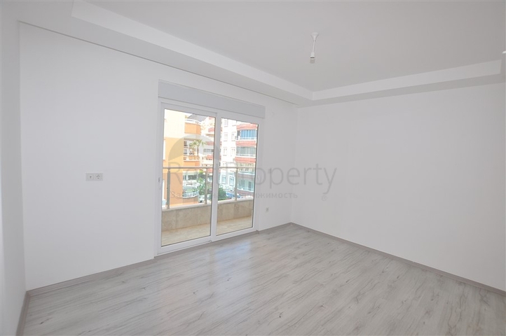 عقارات محمودلار - شقة واسعة غرفة وصالة -قريبة من البحر -في محمودلار/ الانيا 