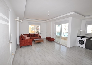 عقارات محمودلار - شقة واسعة غرفة وصالة -قريبة من البحر -في محمودلار/ الانيا 