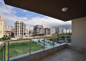 عقارات محمودلار - شقة واسعة غرفة وصالة -قريبة من البحر -في محمودلار/ الانيا 