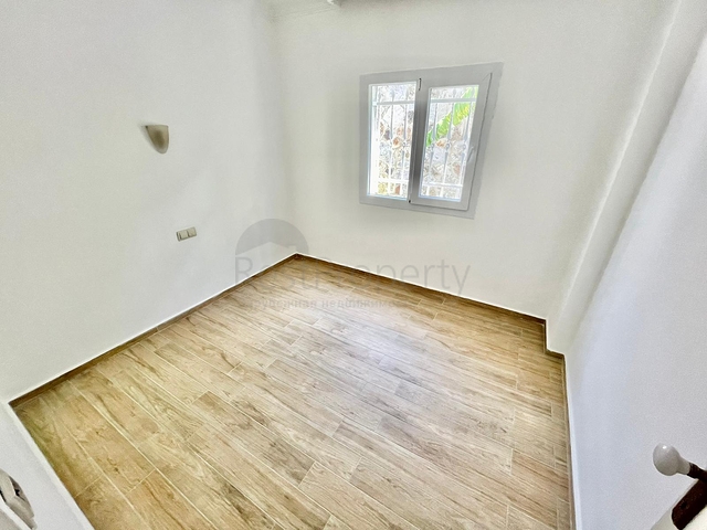 عقارات بودروم - فيلا فاخرة اطلالة بحر -4 غرف وصالة .