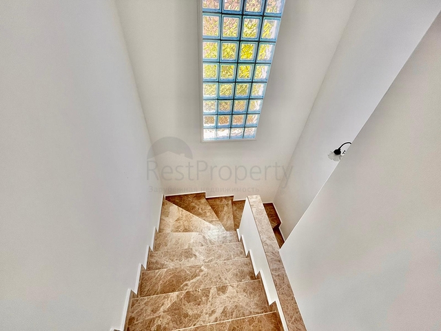 عقارات بودروم - فيلا فاخرة اطلالة بحر -4 غرف وصالة .