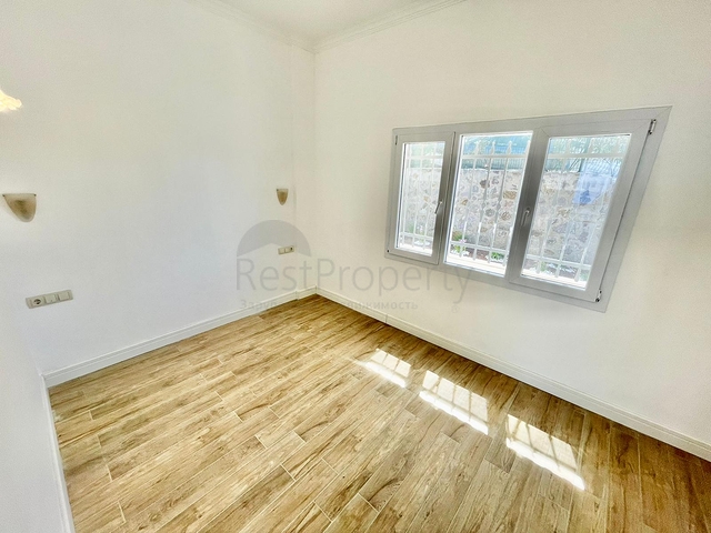 عقارات بودروم - فيلا فاخرة اطلالة بحر -4 غرف وصالة .