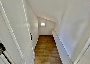 عقارات بودروم - فيلا فاخرة اطلالة بحر -4 غرف وصالة .