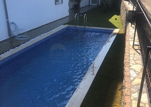 عقارات بودروم - فيلا فاخرة اطلالة بحر -4 غرف وصالة .