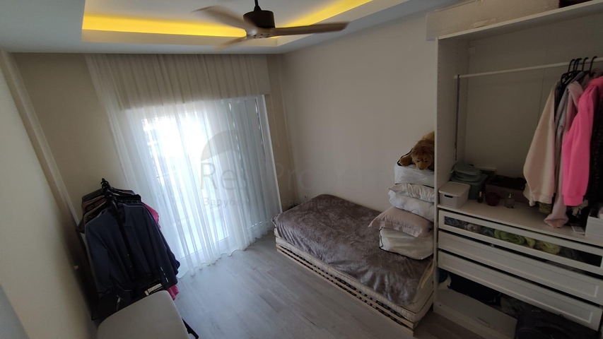 شقق للبيع الانيا - موقع مركزي -4 غرف وصالة -ضمن مجمع فاخر في اوبا /الانيا 